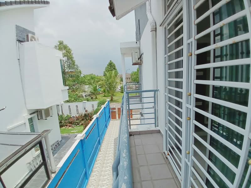 Rumah Berkembar untuk Dijual di Taman Mutiara Rini (Skudai) - Caryn Tay - Balcony - PropertyGuru.com.my