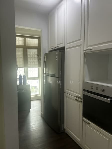 Servis Apartment untuk Dijual di Camellia Serviced Suites - Chiam DS - Kitchen - PropertyGuru.com.my