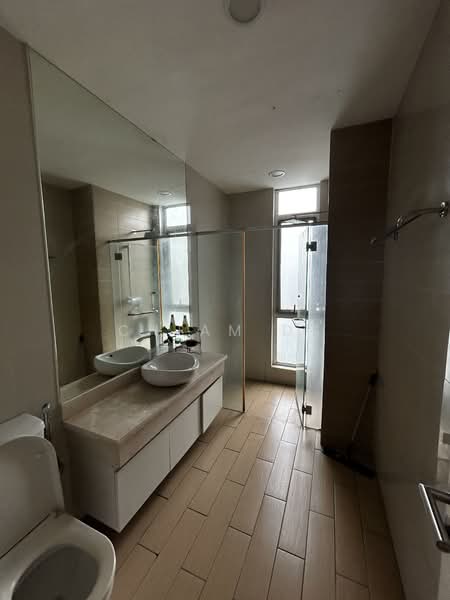 Servis Apartment untuk Dijual di Camellia Serviced Suites - Chiam DS - Bathroom - PropertyGuru.com.my