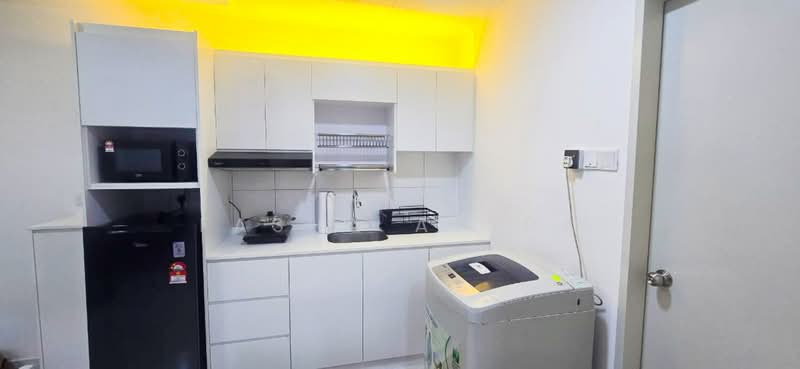 Service Residence for Sale at Horizon Suites - Fasha Atyra - Kitchen - PropertyGuru.com.my