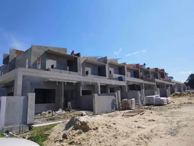 2-storey Terraced House for Sale in Bau (Sarawak) - Leslie Loi - Exterior - PropertyGuru.com.my