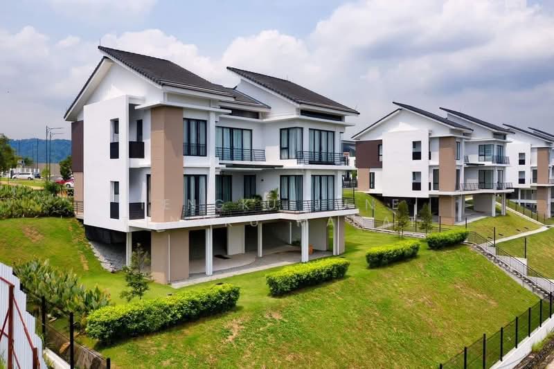 Rumah Banglo untuk Dijual di Kajang (Selangor) - Tengku June Tengku Mamat - Exterior - PropertyGuru.com.my