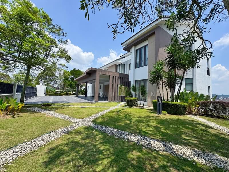Rumah Banglo untuk Dijual di Kajang (Selangor) - Tengku June Tengku Mamat - Exterior - PropertyGuru.com.my