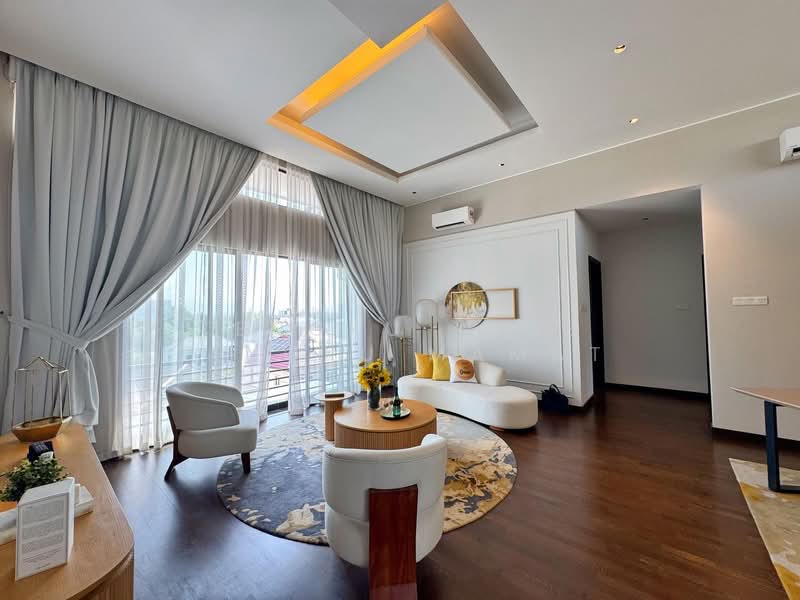 Rumah Banglo untuk Dijual di Kajang (Selangor) - Tengku June Tengku Mamat - Living Room - PropertyGuru.com.my