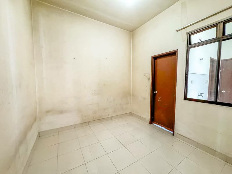 2-storey Terraced House for Sale in Bandar Puteri Klang (Klang) - Amzar Faiz - PropertyGuru.com.my