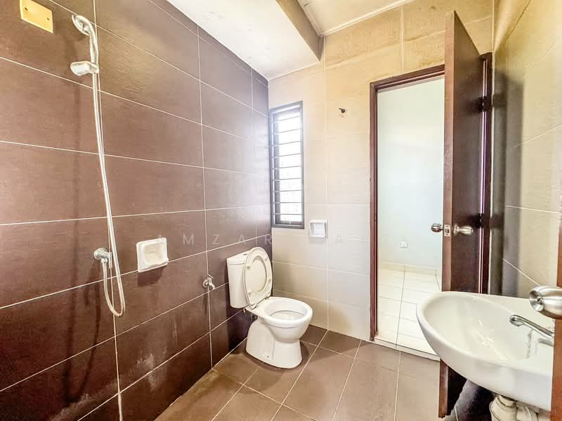 2-storey Terraced House for Sale in Bandar Puteri Klang (Klang) - Amzar Faiz - PropertyGuru.com.my