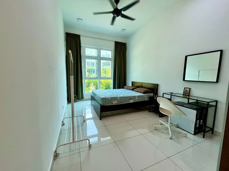 Kondominium untuk Disewa di Ferringhi Residence 2 - Joanne Liw - Bedroom - PropertyGuru.com.my