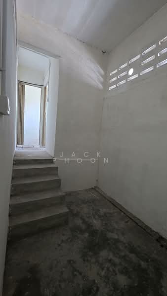 Shop for Rent in Senai (Johor) - Jack Phoon - Entrance - PropertyGuru.com.my