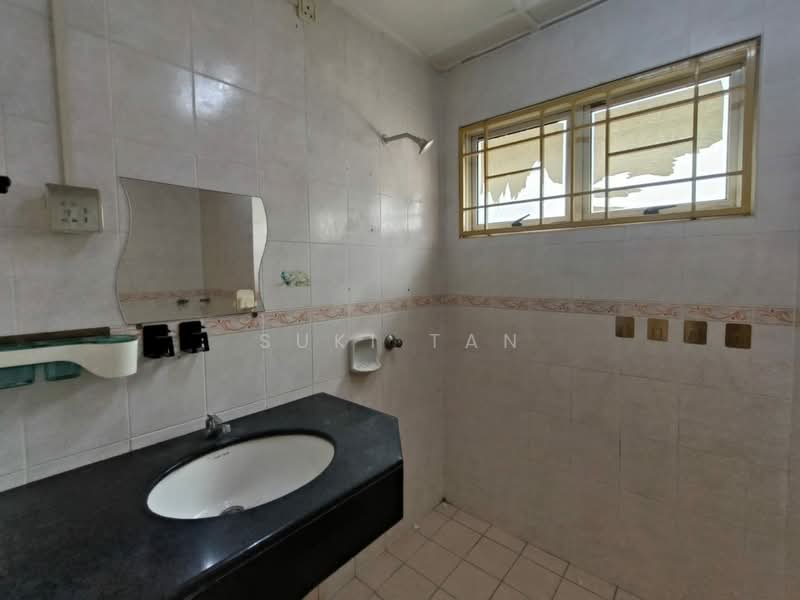 Rumah Teres 2 Tingkat untuk Dijual di Kepong (Kuala Lumpur) - Suki Tan - Bathroom - PropertyGuru.com.my