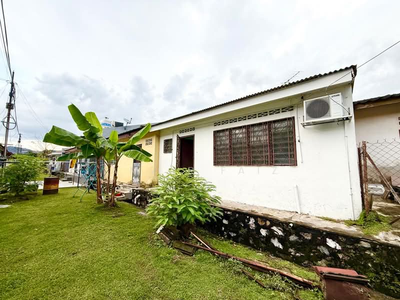 1-storey Terraced House for Sale in Taman Sungai Jelok (Kajang) - Amzar Faiz - Exterior - PropertyGuru.com.my
