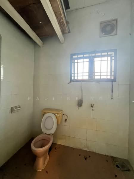 Rumah Teres 2 Tingkat untuk Dijual di Kota Tinggi (Johor) - Pauline Ng - Bathroom - PropertyGuru.com.my