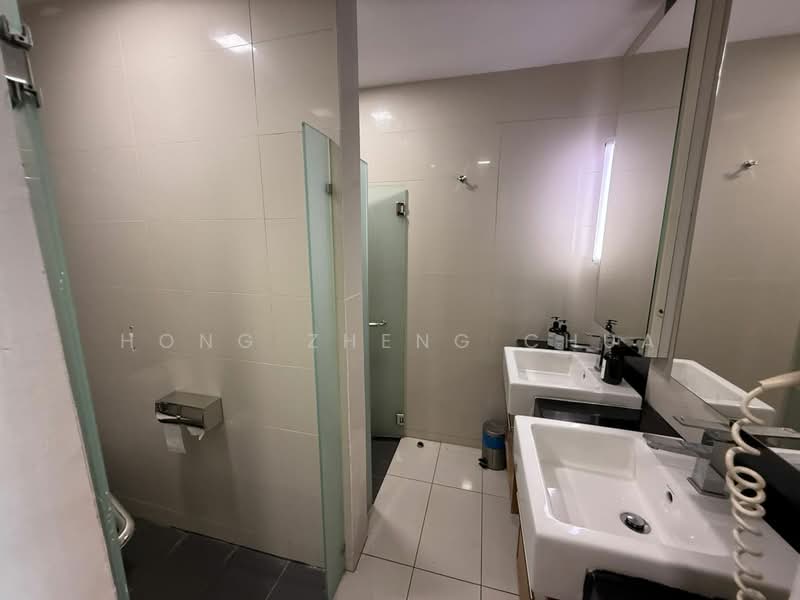 Servis Apartment untuk Disewa di Dua Sentral - Hong Zheng Chua - Bathroom - PropertyGuru.com.my