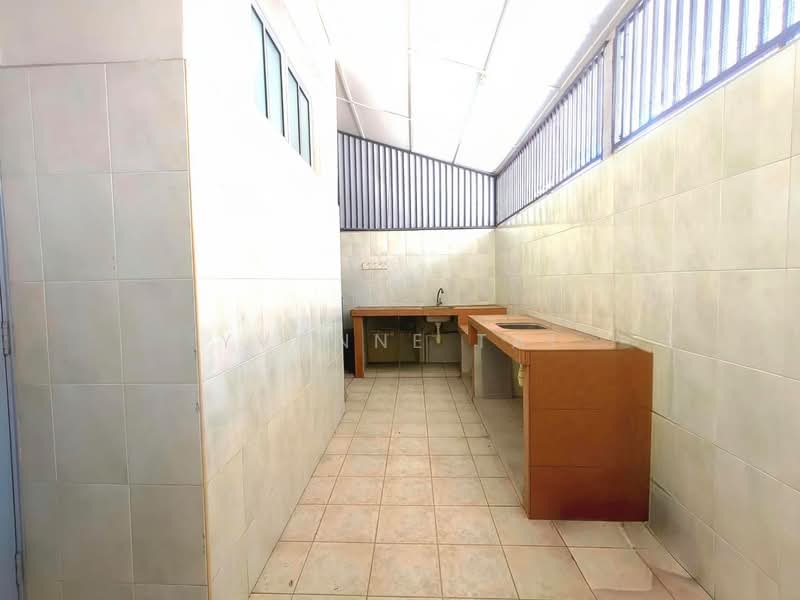 2-storey Terraced House for Sale in Bukit Indah (Iskandar Puteri (Nusajaya)) - Yvonne Tai - Kitchen - PropertyGuru.com.my