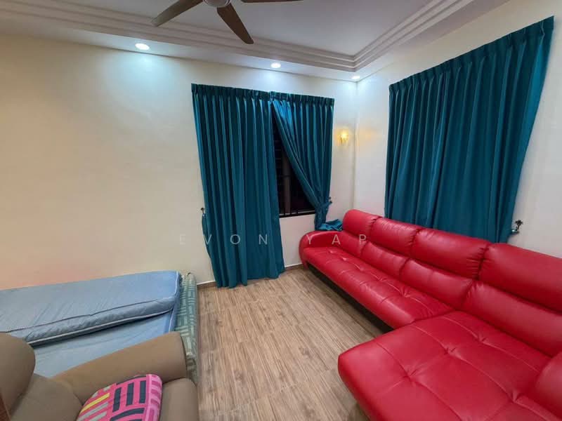 2-storey Terraced House for Sale in Taman Impian Emas (Skudai) - Evon Yap - Living Room - PropertyGuru.com.my