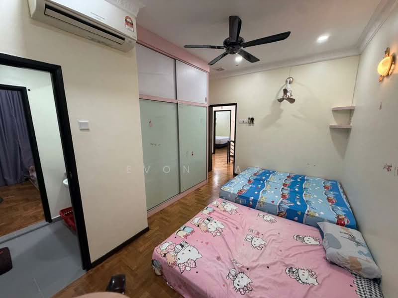 2-storey Terraced House for Sale in Taman Impian Emas (Skudai) - Evon Yap - Bedroom - PropertyGuru.com.my