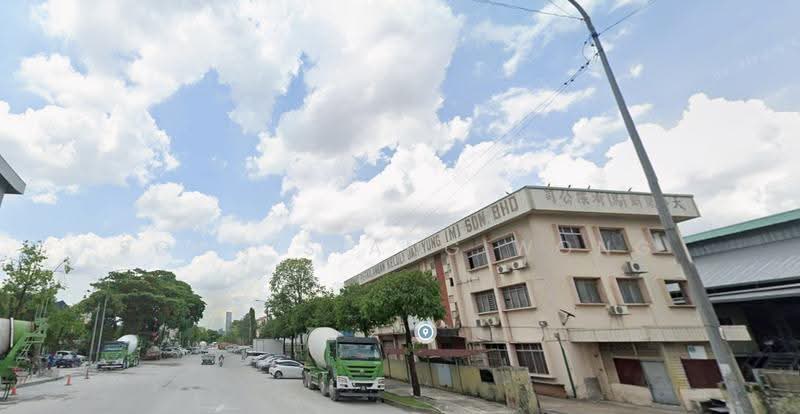Factory for Rent in Chan Sow Lin (Cheras) - SOON SIANG WONG - Exterior - PropertyGuru.com.my