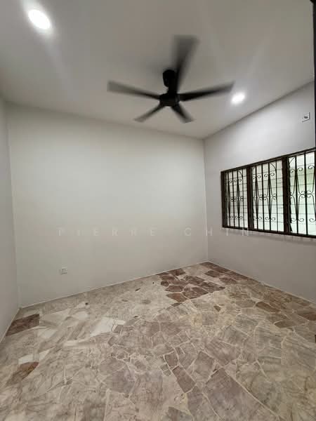 Rumah Teres 1 Tingkat untuk Disewa di Taman Ungku Tun Aminah (Skudai) - Pierre Chin - Interior - PropertyGuru.com.my