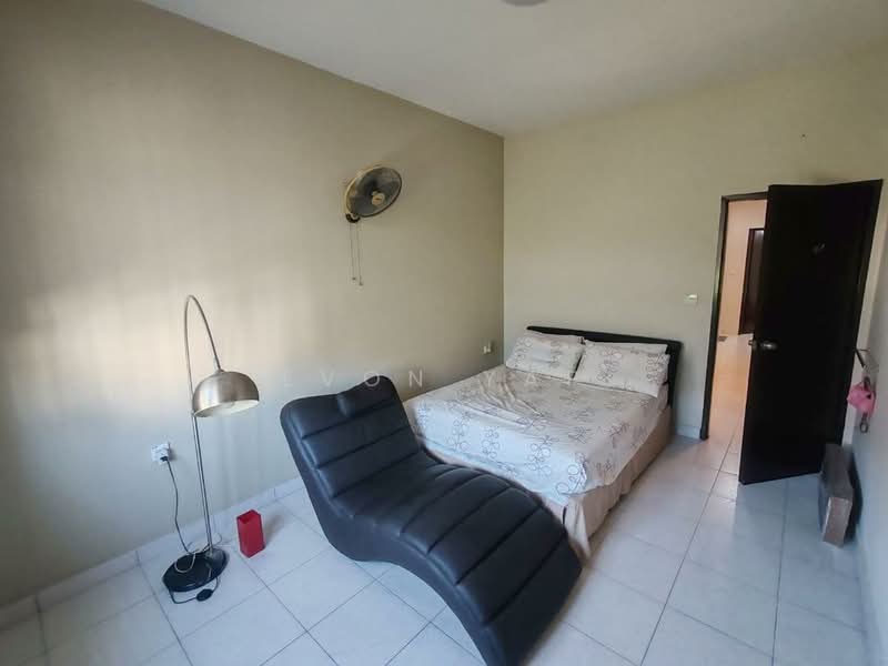 Rumah Teres 2 Tingkat untuk Dijual di Taman Nusa Idaman (Iskandar Puteri (Nusajaya)) - Evon Yap - Bedroom - PropertyGuru.com.my