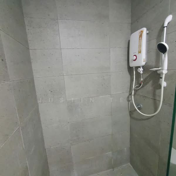 Service Residence for Rent at Kenwingston Square Garden - Justin Tee - Bathroom - PropertyGuru.com.my