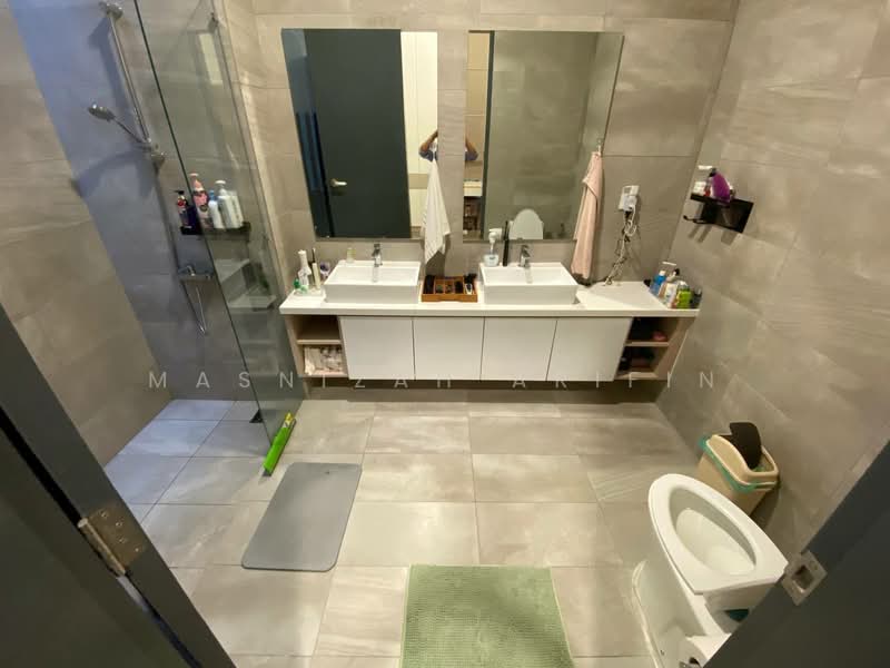 Service Residence for Sale at Henna Residence  @ The Quartz WM - Masnizah Arifin - Bathroom - PropertyGuru.com.my