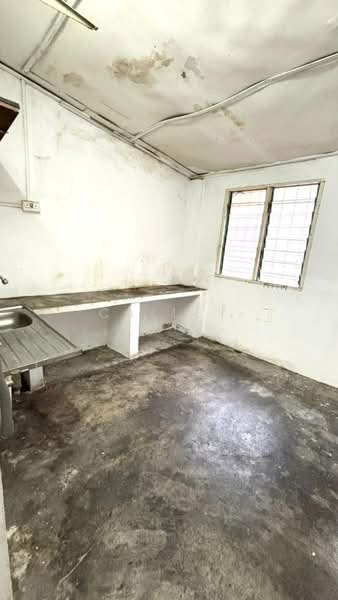 Rumah Teres 2 Tingkat untuk Dijual di Taman Skudai Baru (Skudai) - Calley Chin - Kitchen - PropertyGuru.com.my