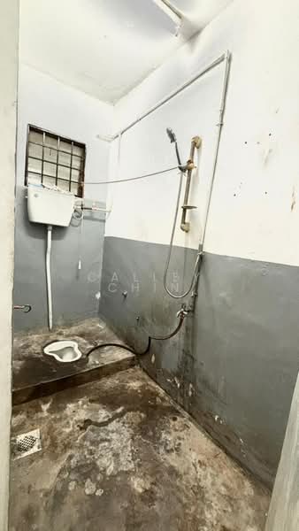 Rumah Teres 2 Tingkat untuk Dijual di Taman Skudai Baru (Skudai) - Calley Chin - Bathroom - PropertyGuru.com.my