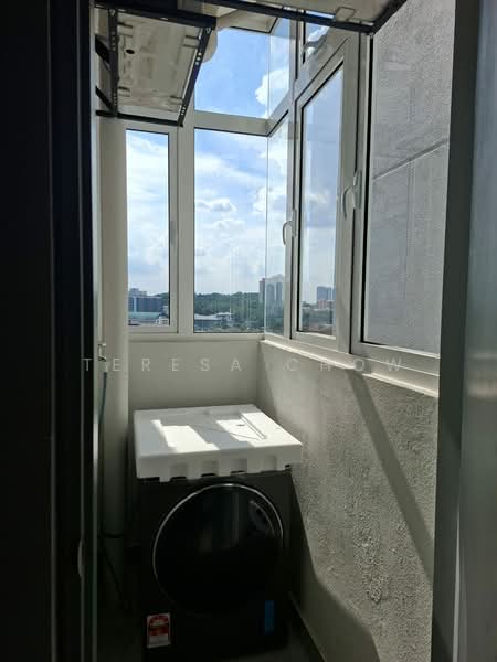 Servis Apartment untuk Disewa di 121 Residences - Teresa Chow - Balcony - PropertyGuru.com.my