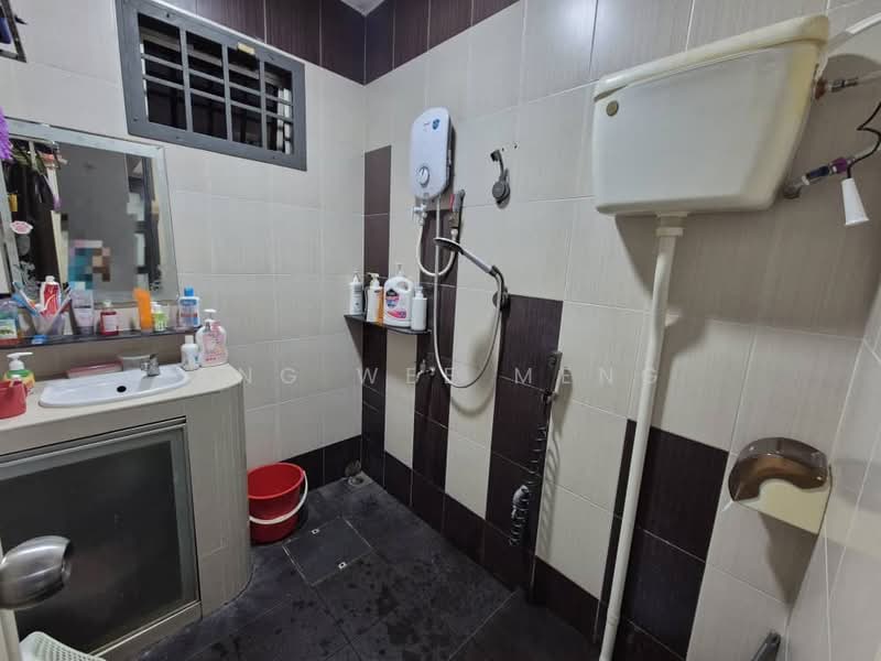 Rumah Teres 1 Tingkat untuk Dijual di Kangkar Pulai (Skudai) - Ang Wee Meng - Bathroom - PropertyGuru.com.my