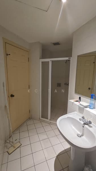 Condominium for Rent at D' Mayang Condominium - KC Tan - Bathroom - PropertyGuru.com.my