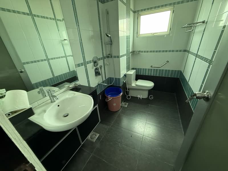 Kondominium untuk Disewa di Mayfair Condominium - Engie Ong - Bathroom - PropertyGuru.com.my