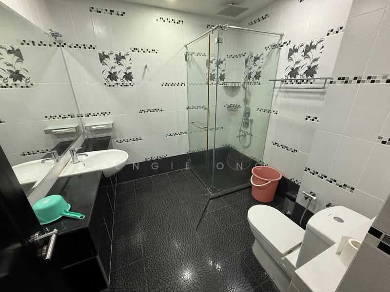 Kondominium untuk Disewa di Mayfair Condominium - Engie Ong - Bathroom - PropertyGuru.com.my