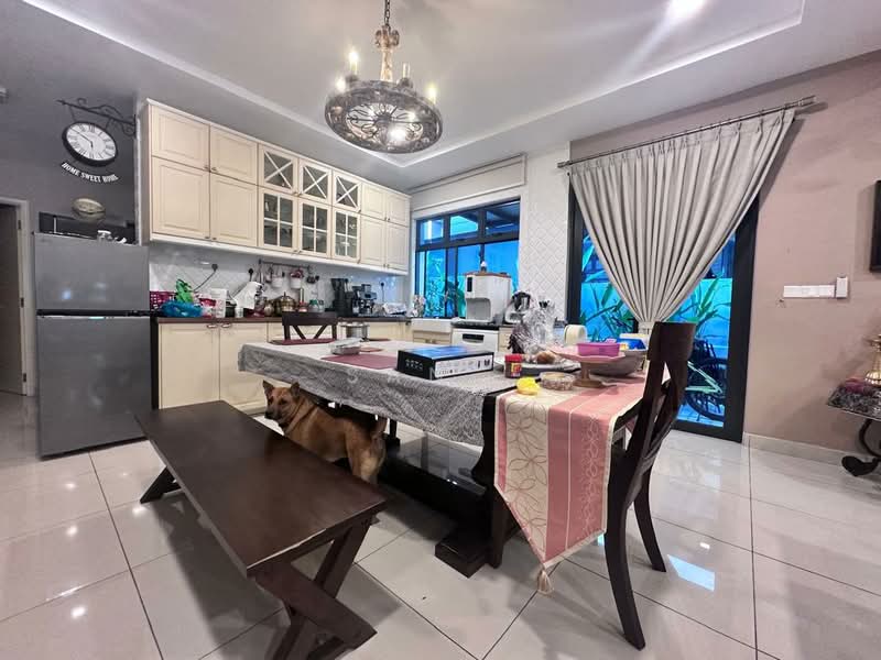 Rumah Kluster untuk Dijual di Taman Glenmarie (Johor Bahru) - San . - Kitchen - PropertyGuru.com.my