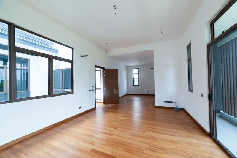 Bungalow for Sale in Setia Alam (Selangor) - Clement Yew - Master bedroom - PropertyGuru.com.my