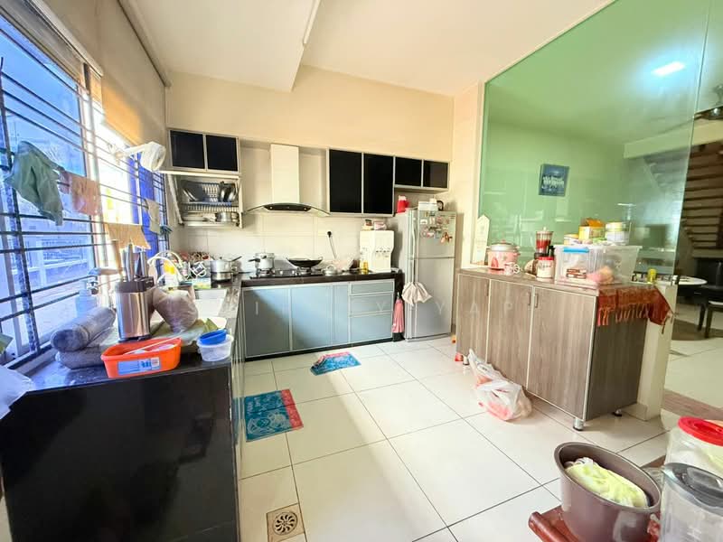 2.5-storey Terraced House for Sale in Taman Sutera Utama (Skudai) - Shirley Yap - Kitchen - PropertyGuru.com.my