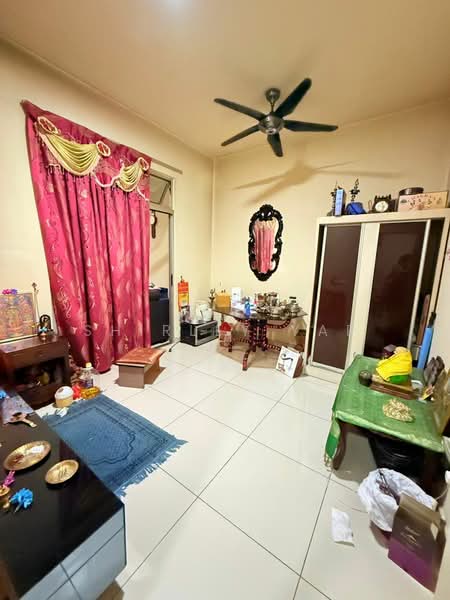 2.5-storey Terraced House for Sale in Taman Sutera Utama (Skudai) - Shirley Yap - Living Room - PropertyGuru.com.my