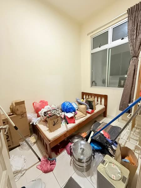 2.5-storey Terraced House for Sale in Taman Sutera Utama (Skudai) - Shirley Yap - Bedroom - PropertyGuru.com.my