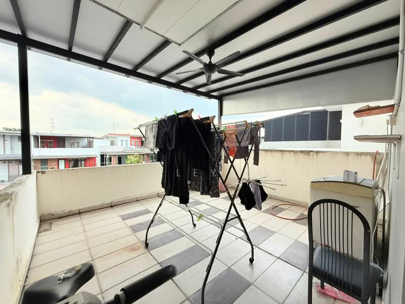 2.5-storey Terraced House for Sale in Taman Sutera Utama (Skudai) - Shirley Yap - Balcony - PropertyGuru.com.my