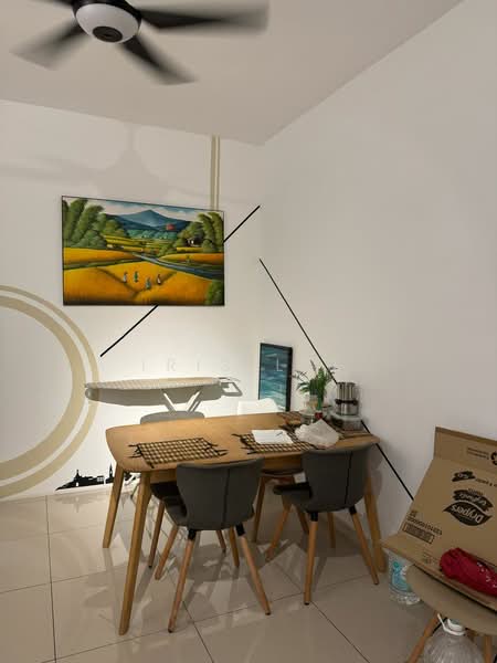 Kondominium untuk Disewa di The Hamilton - Iris Lee - Dining Room - PropertyGuru.com.my