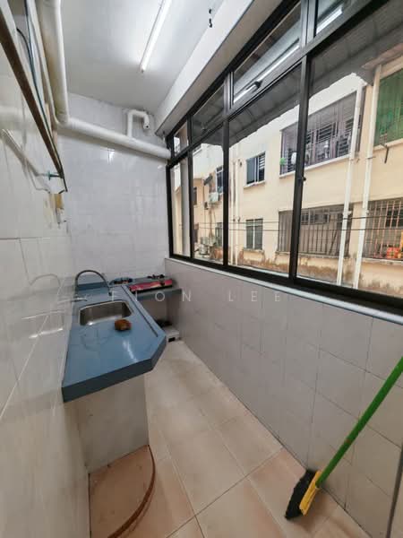 Apartment for Sale at Sri Awana Townhouse - Fion Lee - Kitchen - PropertyGuru.com.my