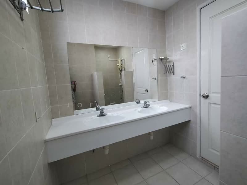 Condominium for Sale at Casa Tropicana - Joe Cheang - Bathroom - PropertyGuru.com.my