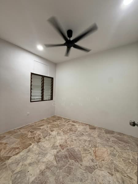 Rumah Teres 1 Tingkat untuk Disewa di Taman Ungku Tun Aminah (Skudai) - Chew Yun Chan - Interior - PropertyGuru.com.my