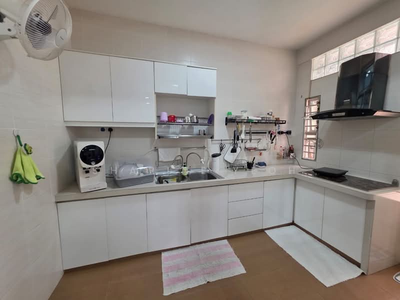 Rumah Kluster untuk Dijual di Setia Alam (Selangor) - Sharine Yeoh - Kitchen - PropertyGuru.com.my