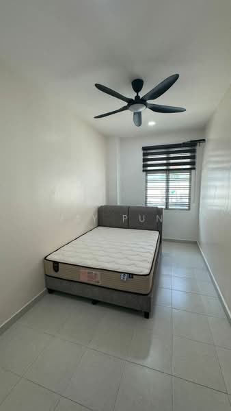 2.5-storey Terraced House for Sale in Gelang Patah (Johor) - Jay Pun - Bedroom - PropertyGuru.com.my