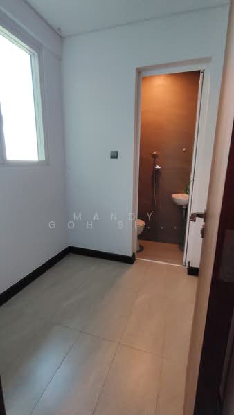 Servis Apartment untuk Disewa di Puteri Cove Residences - Mandy Goh Siew Li - Bathroom - PropertyGuru.com.my