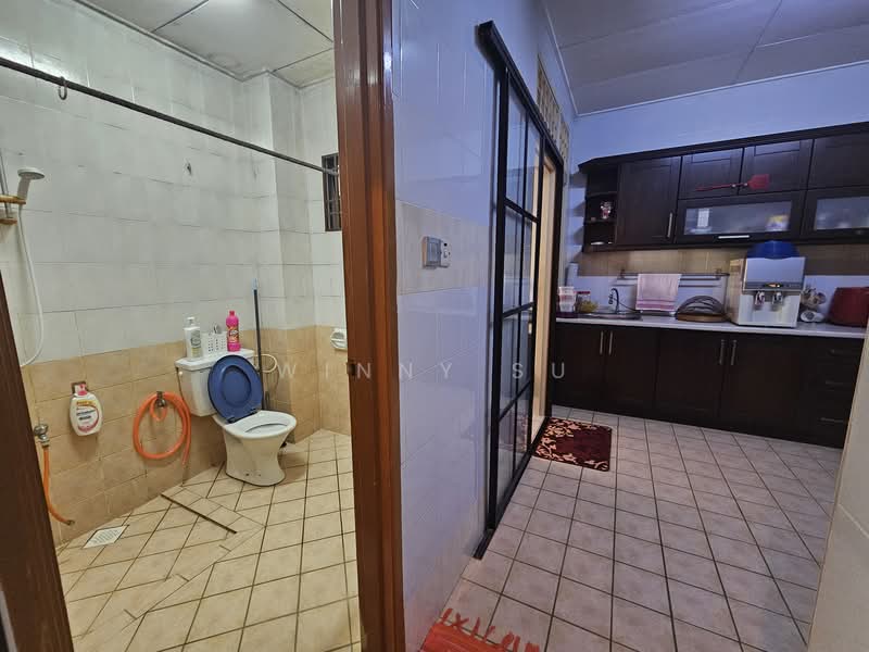 2-storey Terraced House for Sale in Bukit Jelutong (Shah Alam) - Winny Su - Bathroom - PropertyGuru.com.my