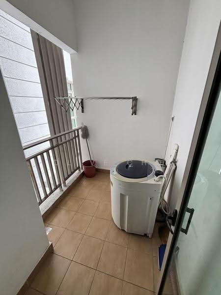 Condominium for Rent at Shaftsbury Residence - Olive Cho - Balcony - PropertyGuru.com.my