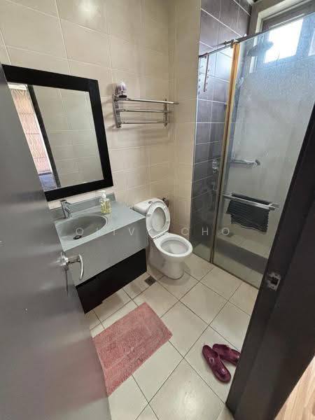 Condominium for Rent at Shaftsbury Residence - Olive Cho - Bathroom - PropertyGuru.com.my