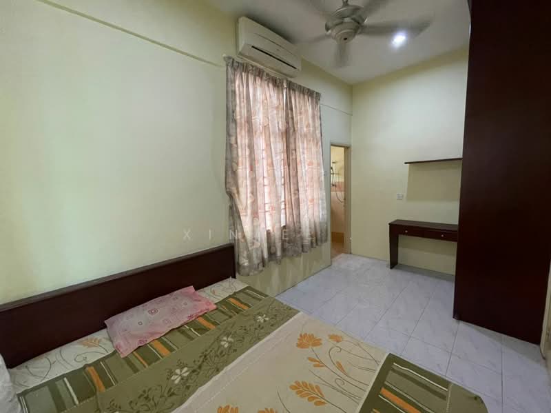 2-storey Terraced House for Rent in Kampung Baru Batu Maung (Batu Maung) - Xinnee . - Bedroom - PropertyGuru.com.my