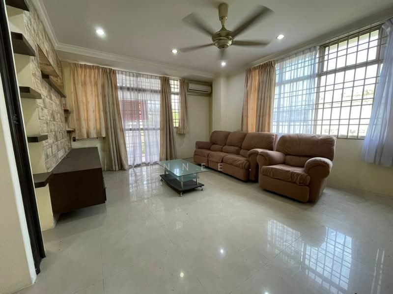2-storey Terraced House for Rent in Kampung Baru Batu Maung (Batu Maung) - Xinnee . - Living Room - PropertyGuru.com.my