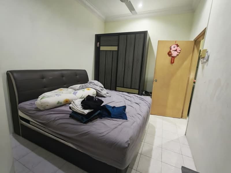 Rumah Teres 1 Tingkat untuk Dijual di Taman Nusa Jaya Mas (Iskandar Puteri (Nusajaya)) - Min Kong - Bedroom - PropertyGuru.com.my